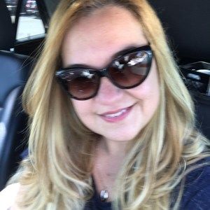 Meet your Posher, Jania